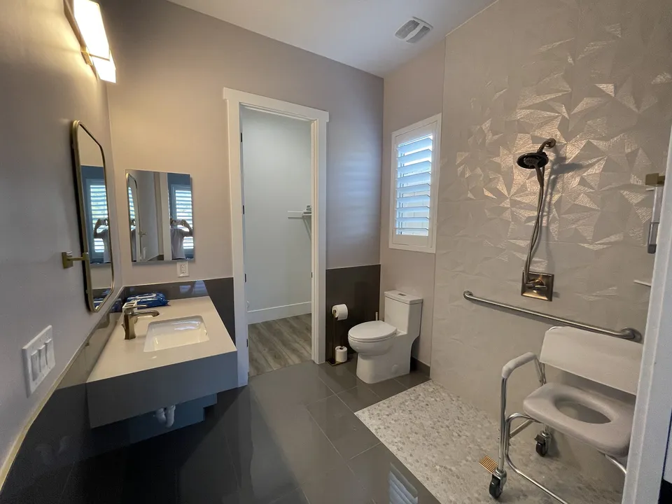 Noble Hearts Assisted Living LLC, photo 4 of 14