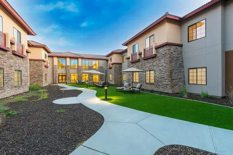 Vista Winds, photo 12 of 16