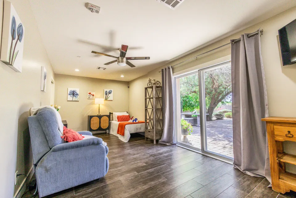 Torbrook Luxury Assisted Living, photo 8 of 32