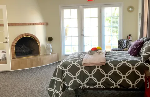 Torbrook Luxury Assisted Living, photo 9 of 32