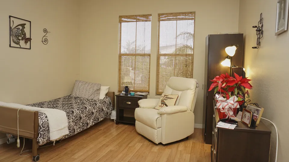 Golden Senior Living, photo 4 of 22