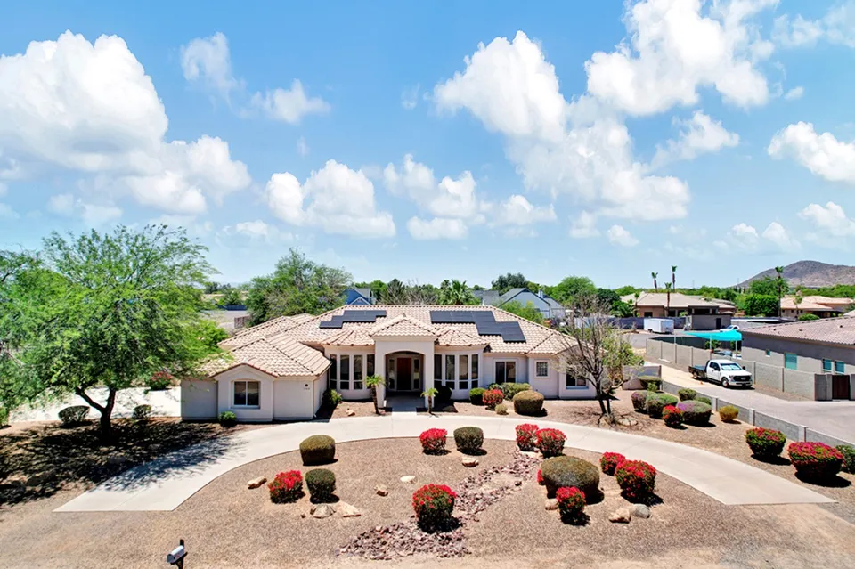 Legacy Manor, photo 11 of 38