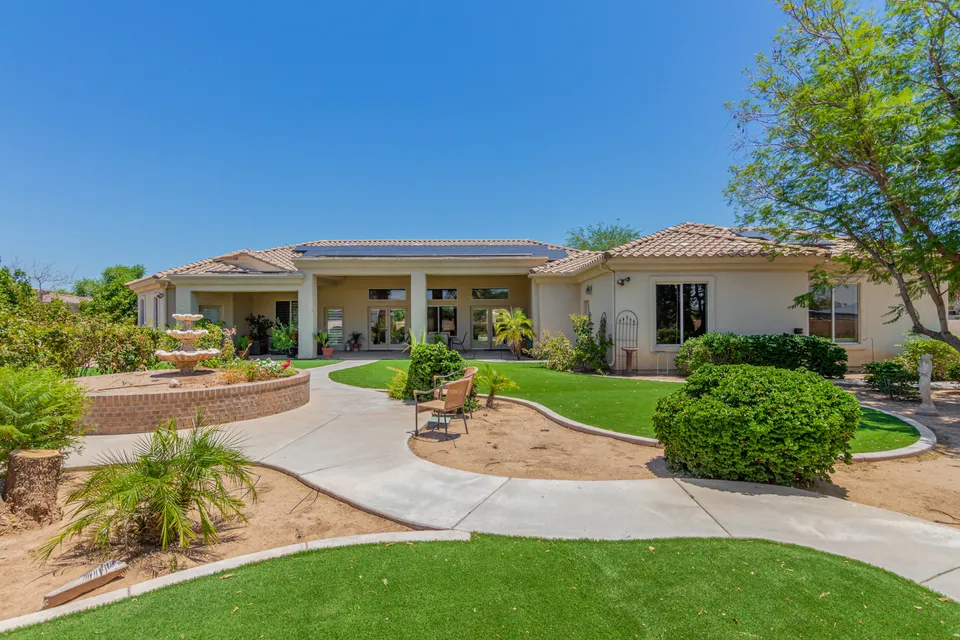 Legacy Manor, photo 12 of 38