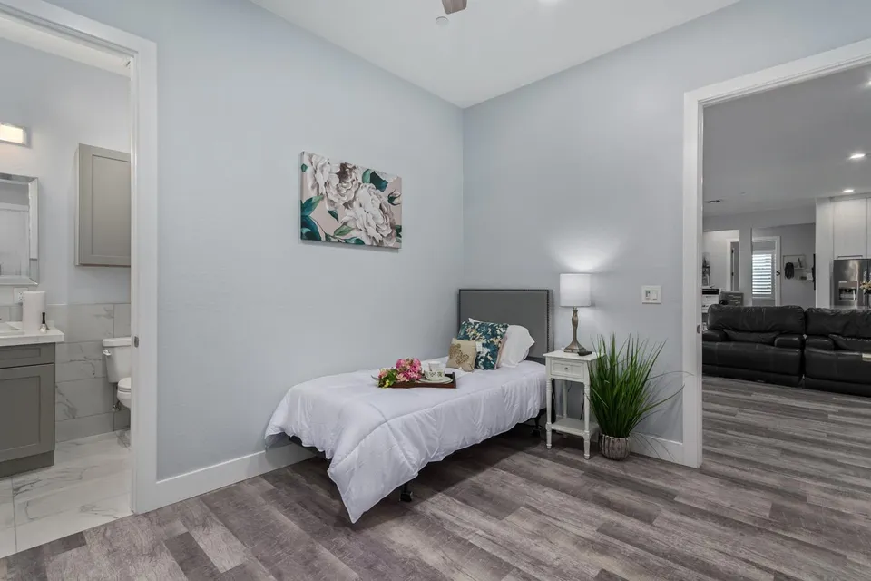 Aly's Senior Living LLC, photo 15 of 18