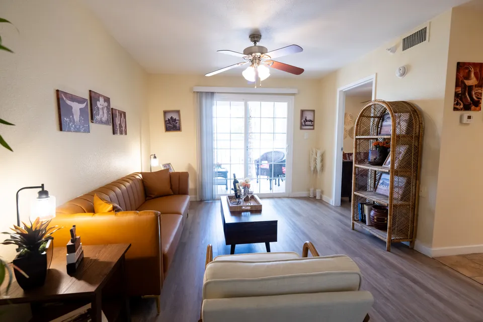 Bella Vista Senior Living, photo 14 of 33