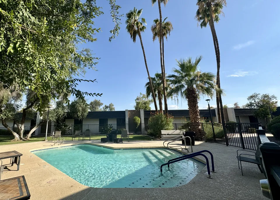 Bella Vista Senior Living, photo 16 of 33