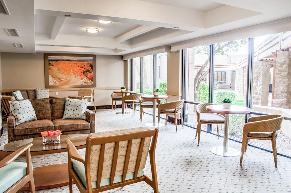 Bella Vista Senior Living, photo 6 of 33