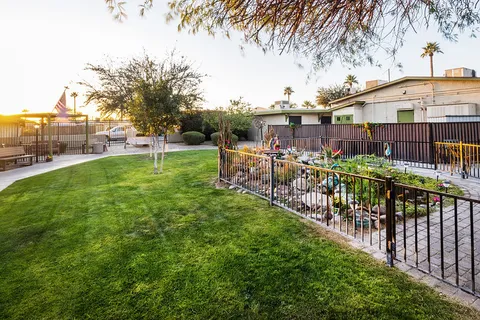 Encanto Palms Assisted Living, photo 16 of 16