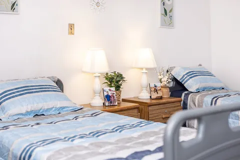 Encanto Palms Assisted Living, photo 8 of 16