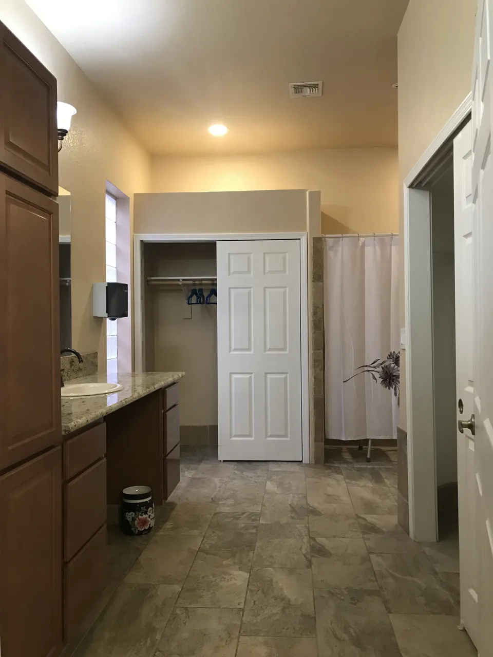 Extended Family Home - East, photo 14 of 26