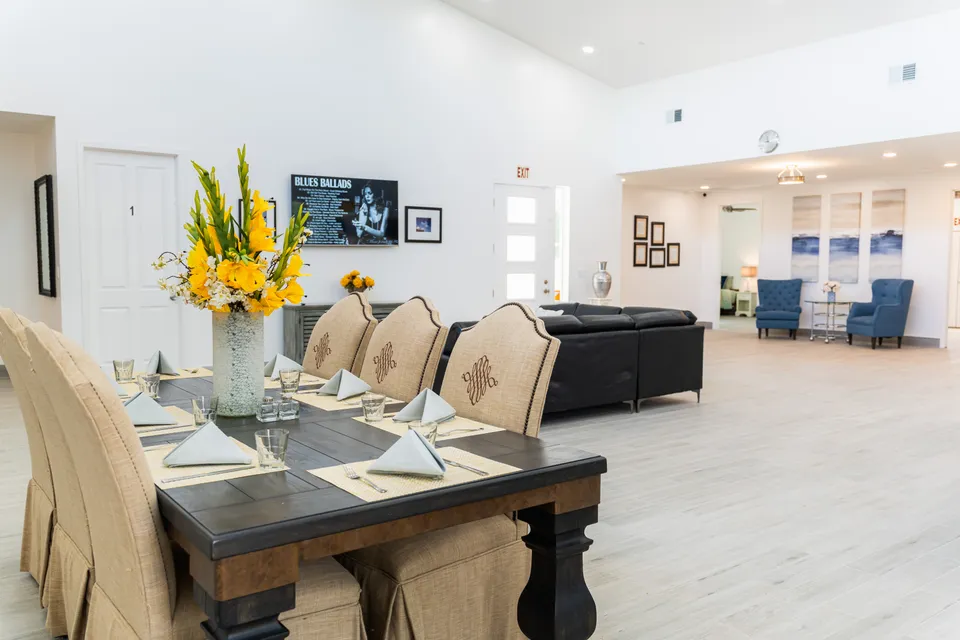 Sunrise Care Homes - Shea, photo 2 of 28