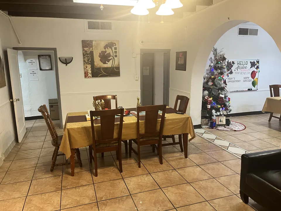 Azalea Villa Assisted Living Center, photo 4 of 9