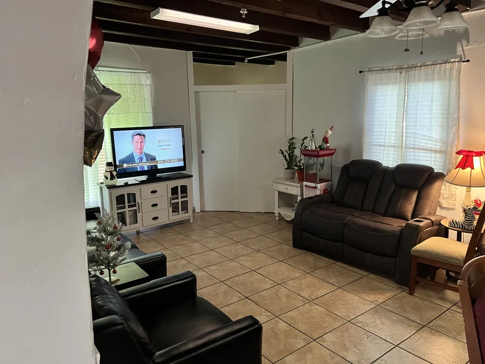 Azalea Villa Assisted Living Center, photo 5 of 9