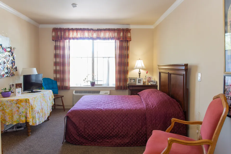 Copper Canyon Memory Care, photo 7 of 34