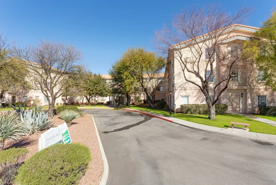 Avista Tucson, photo 4 of 15