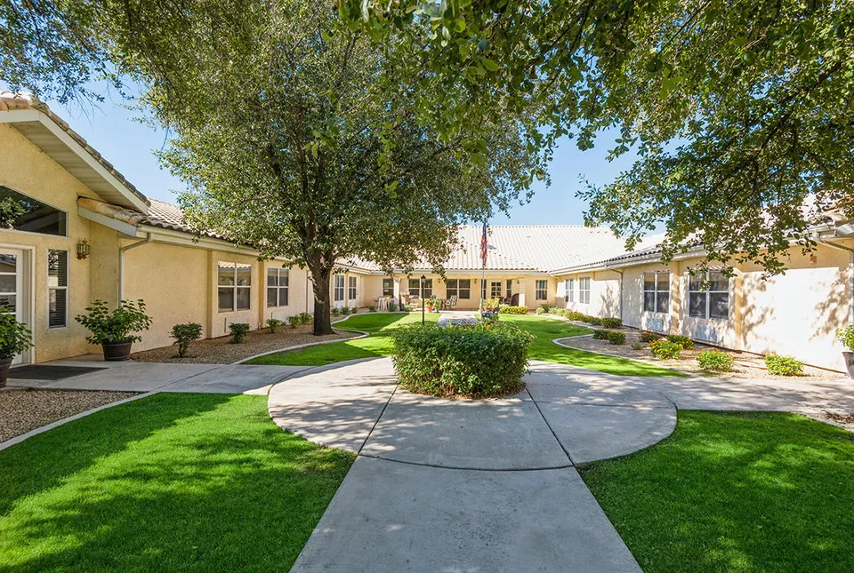 Trustwell Senior Living at Kingswood Place, photo 3 of 9