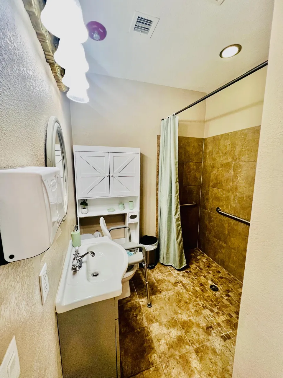 Compassionate Manor Assisted Living, photo 13 of 30