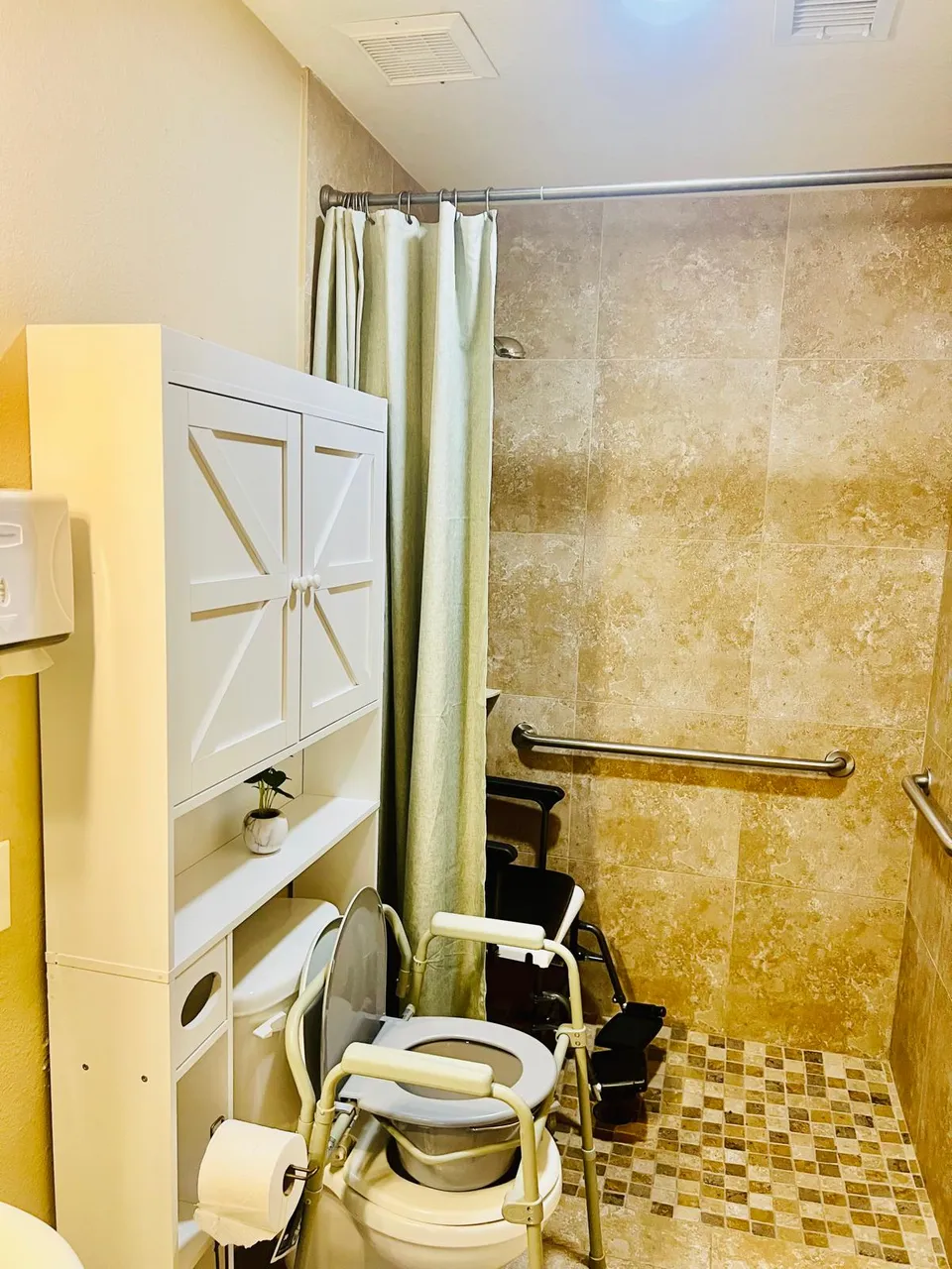 Compassionate Manor Assisted Living, photo 23 of 30