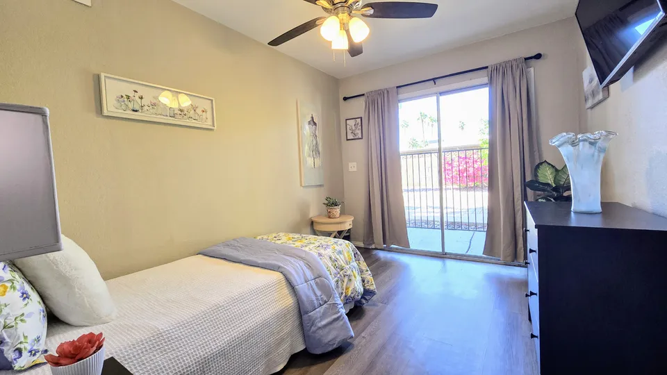 Desert Bloom Home at Scottsdale, photo 12 of 15
