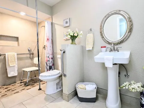 Desert Bloom Home at Scottsdale, photo 3 of 15