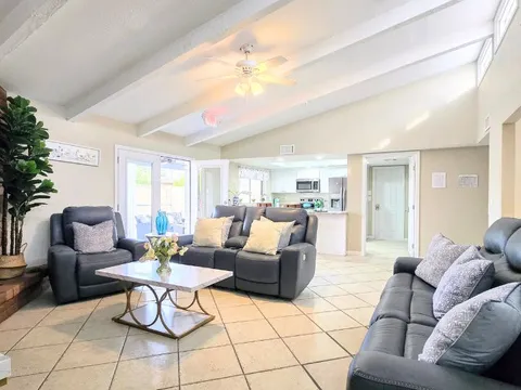 Desert Bloom Home at Scottsdale, photo 4 of 15