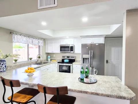 Desert Bloom Home at Scottsdale, photo 8 of 15