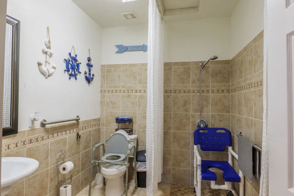 Amira Care, LLC, photo 7 of 17