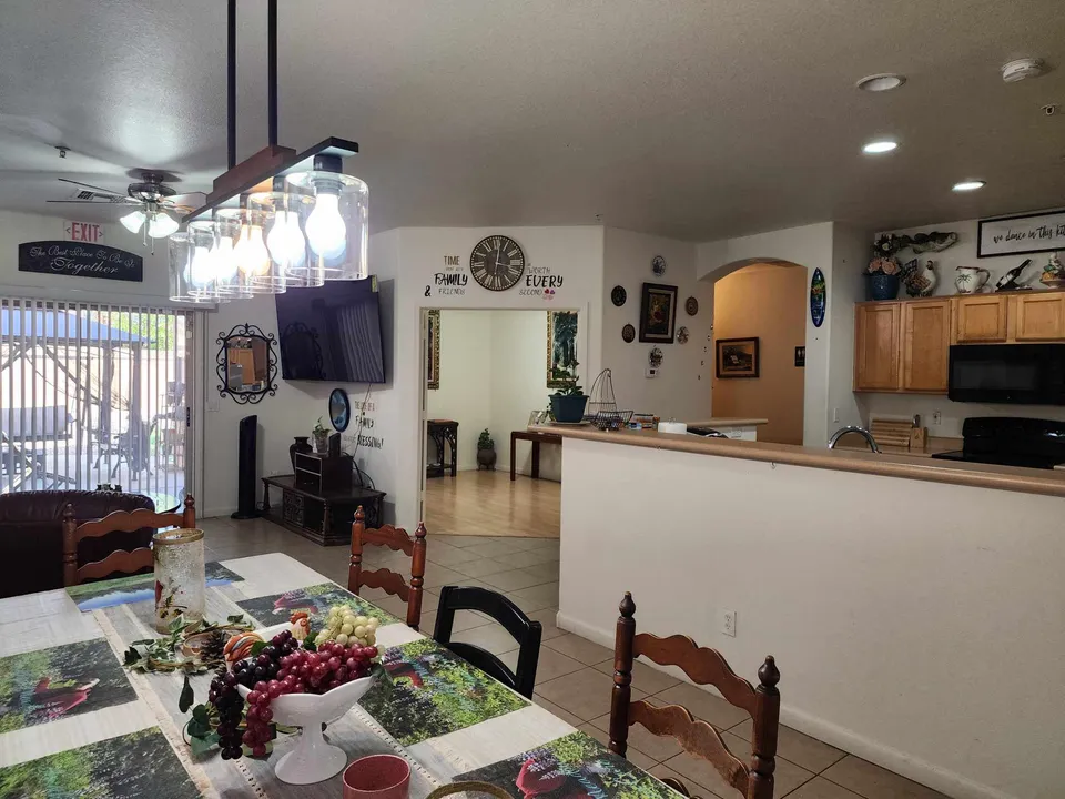 Amethyst Meadows, photo 10 of 11