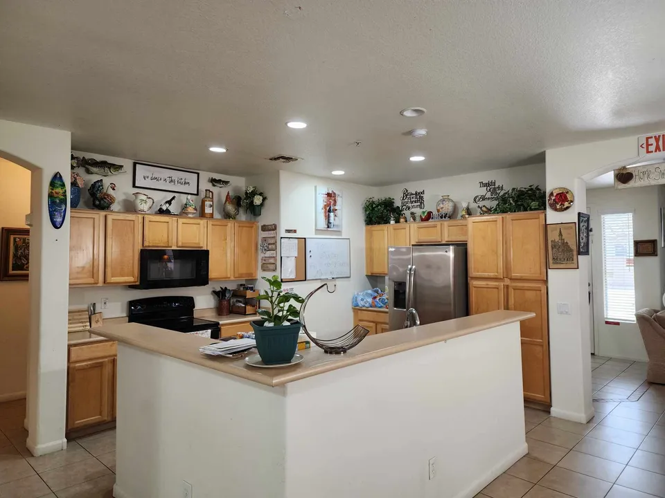 Amethyst Meadows, photo 2 of 11