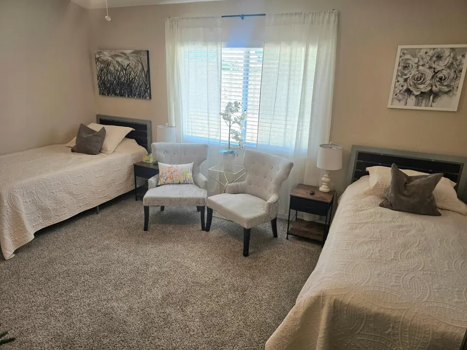 Belmont Senior Living, photo 11 of 18