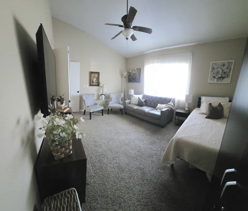 Belmont Senior Living, photo 14 of 18