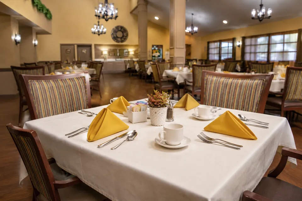 Desert Winds Assisted Living Community, photo 15 of 25