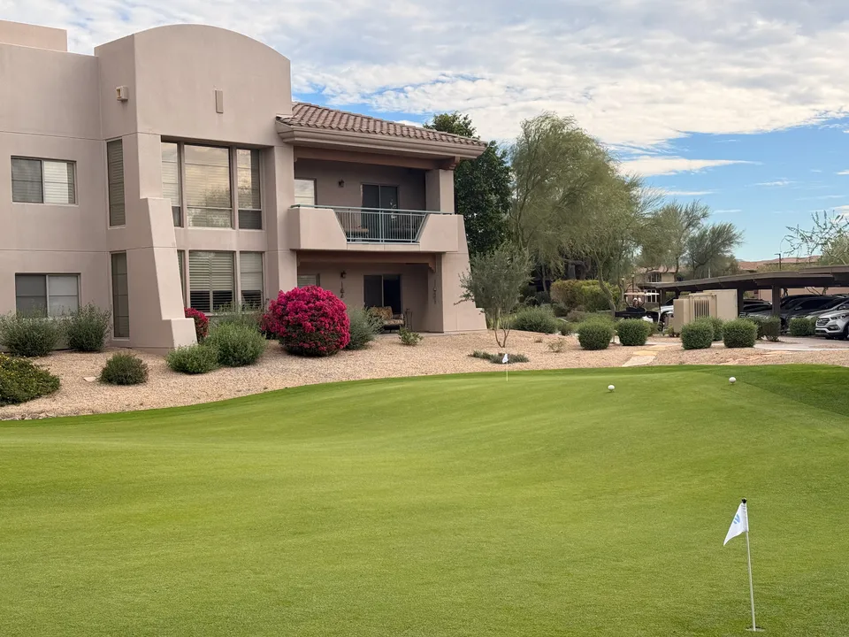 Vi at Grayhawk, photo 22 of 22