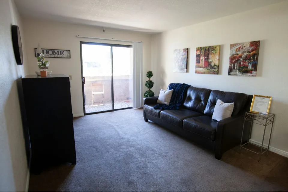Grand Court Senior Living, photo 14 of 38