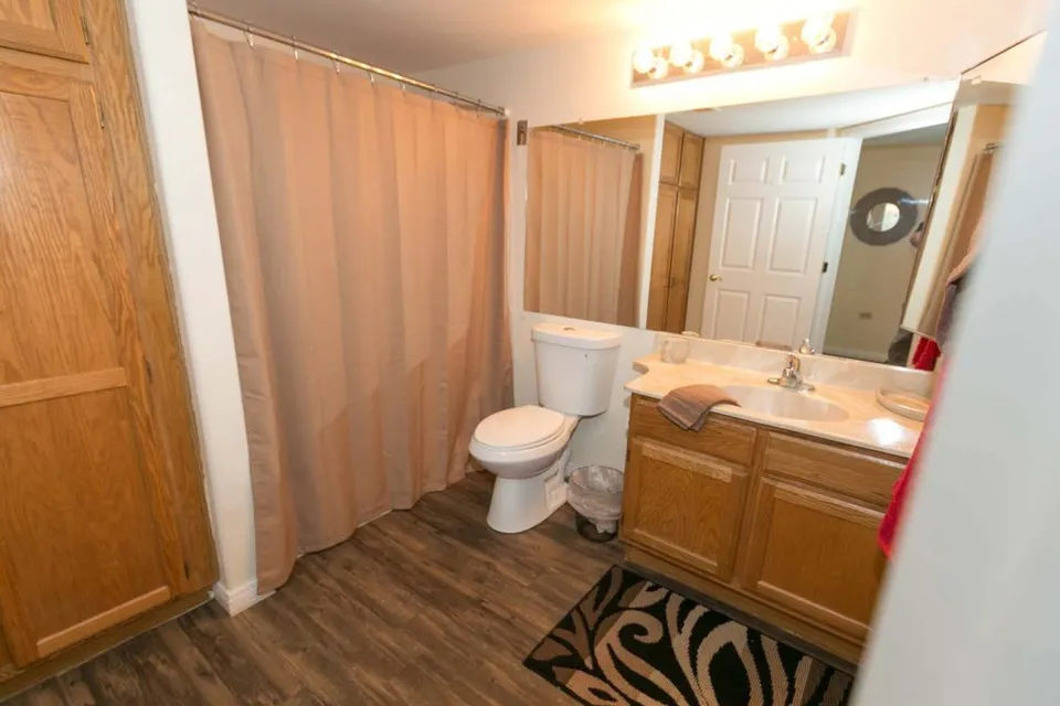 Grand Court Senior Living, photo 15 of 38