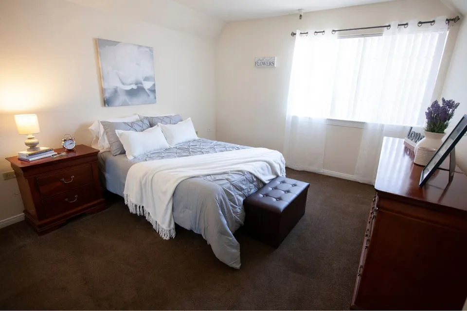 Grand Court Senior Living, photo 25 of 38