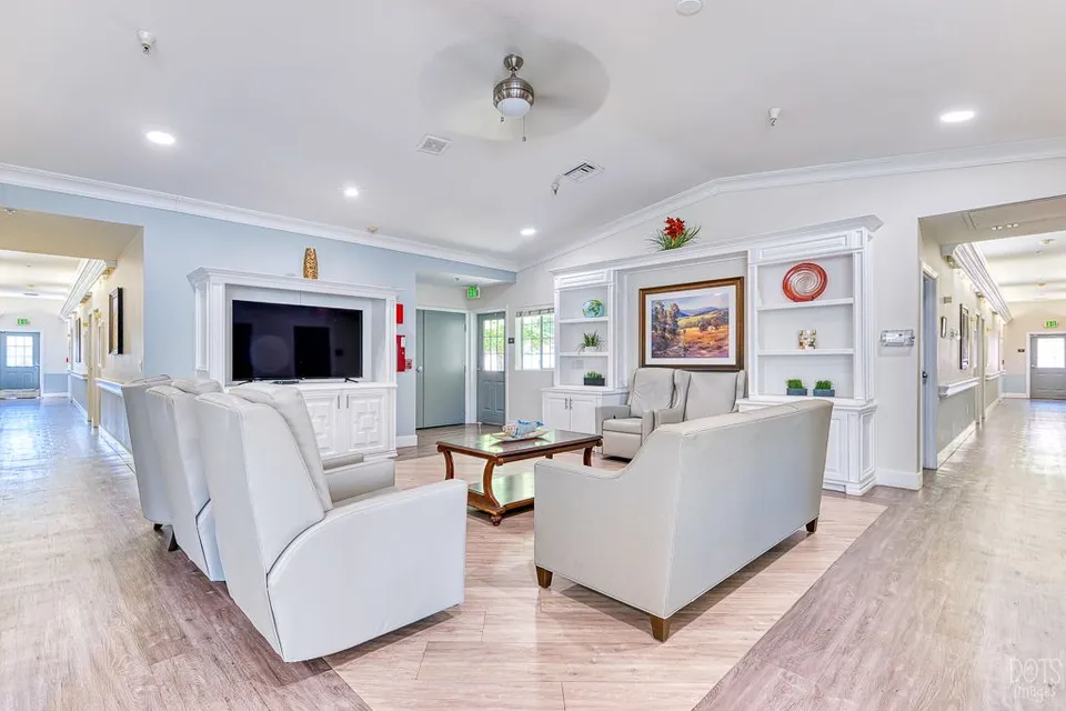 Paradise Valley Senior Living, photo 12 of 25