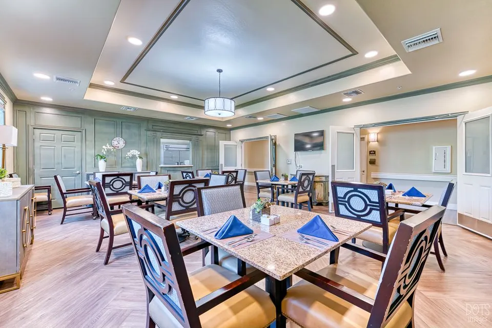 Paradise Valley Senior Living, photo 23 of 25
