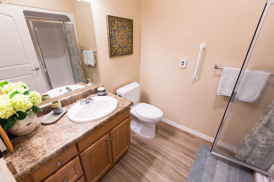 Palos Verdes Senior Living, photo 18 of 36