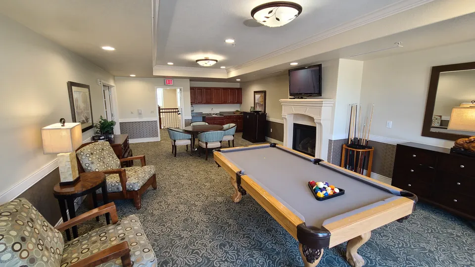 Palos Verdes Senior Living, photo 22 of 36