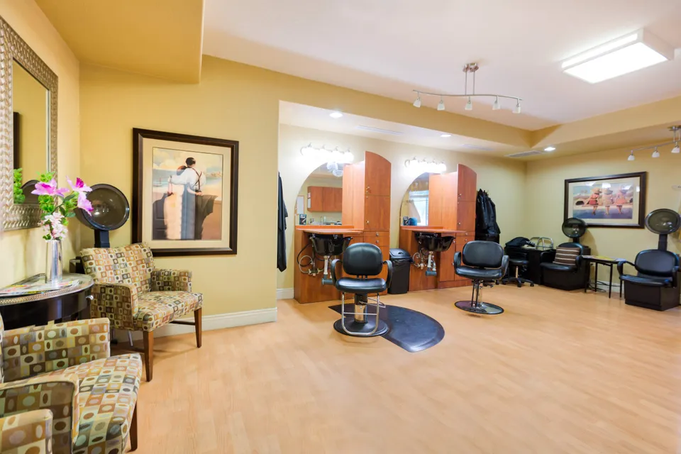 Palos Verdes Senior Living, photo 25 of 36