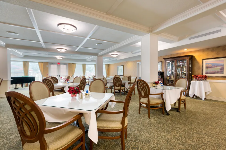 Palos Verdes Senior Living, photo 27 of 36