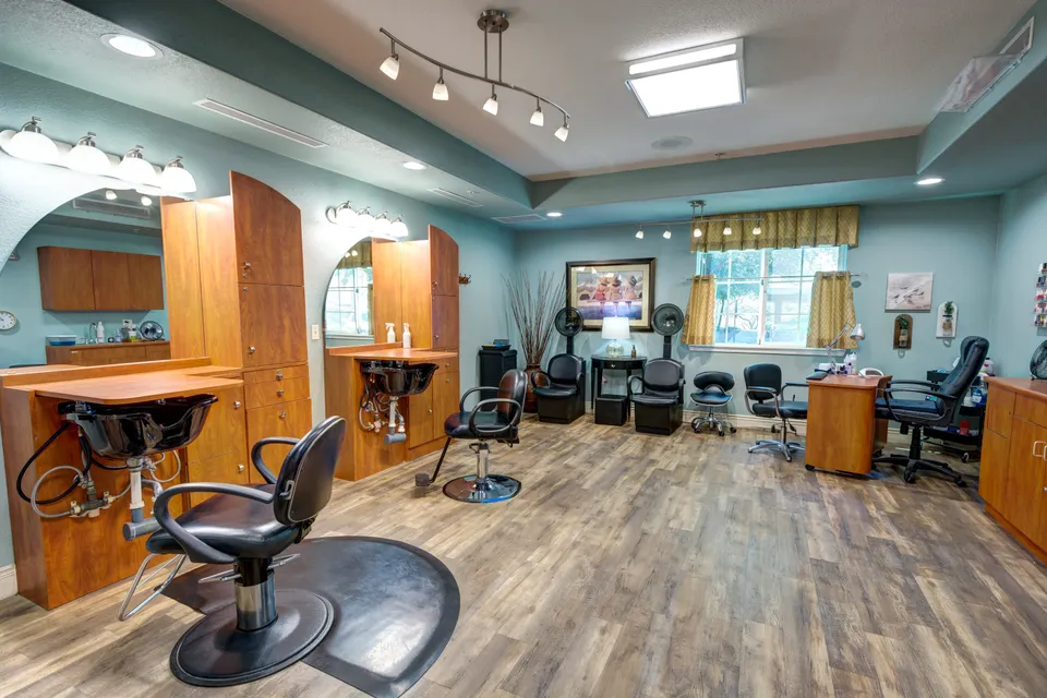 Palos Verdes Senior Living, photo 7 of 36