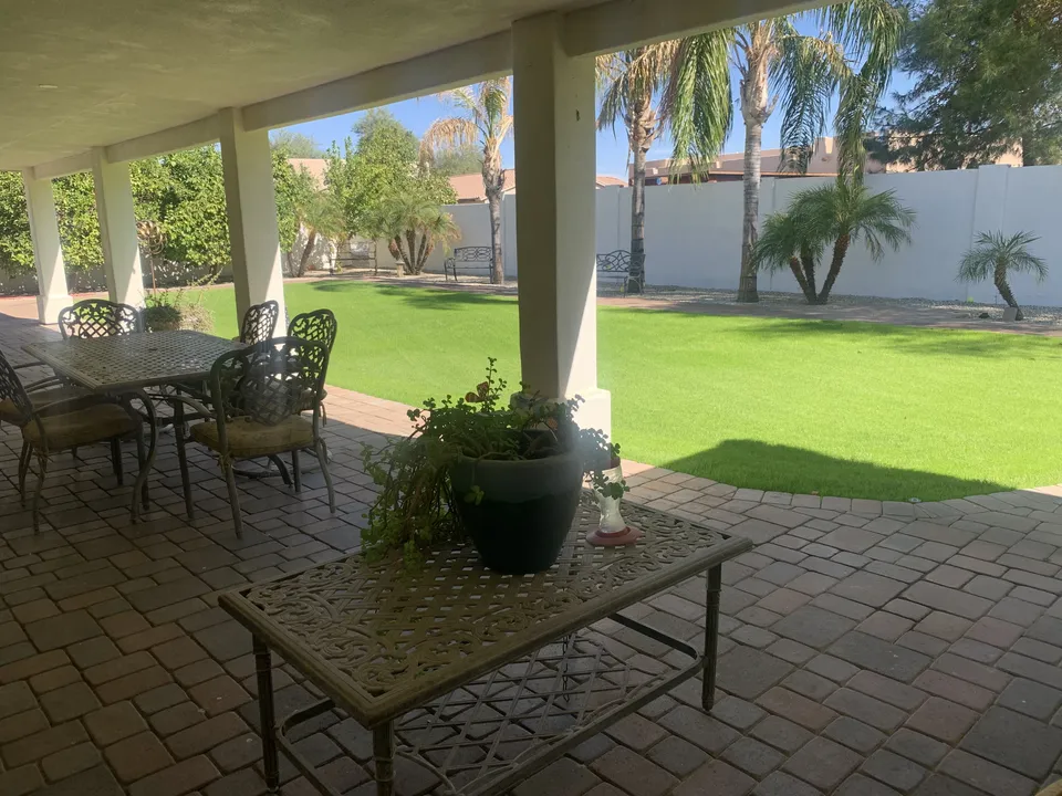 White Dove Assisted Living At Sunrise Mountain, photo 3 of 4