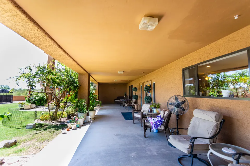 Gramas Home, photo 2 of 21