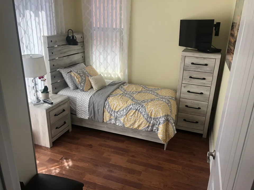 Home of Helping Hands Assisted Living, LLC, photo 3 of 13