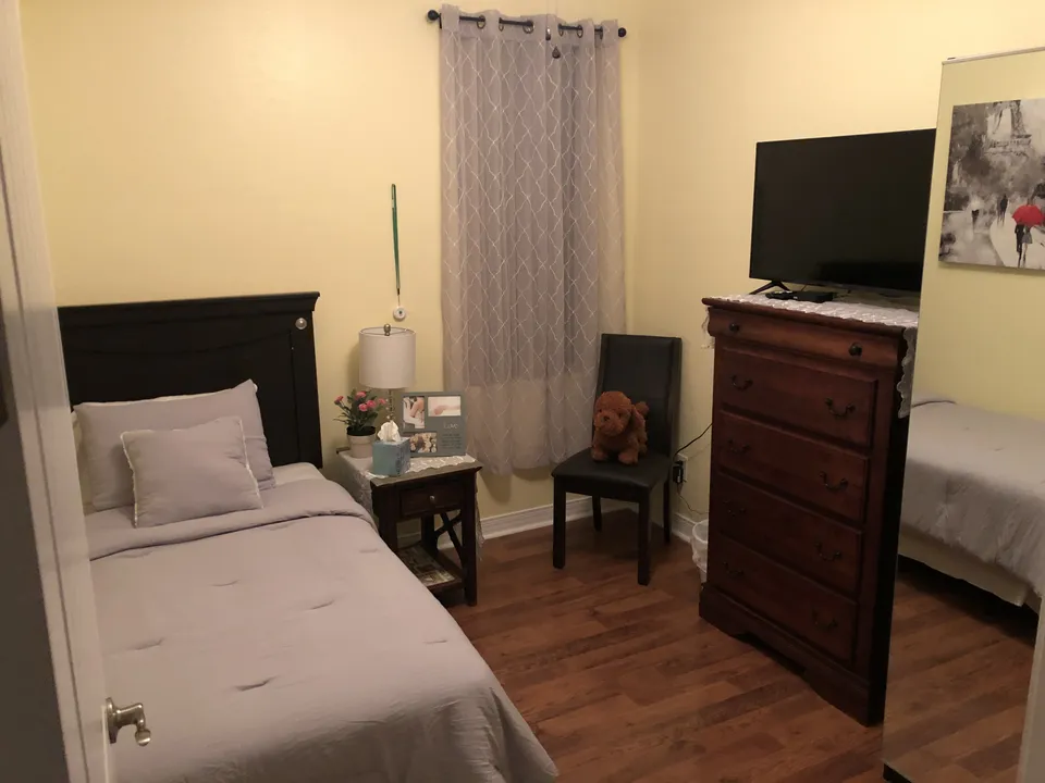Home of Helping Hands Assisted Living, LLC, photo 4 of 13