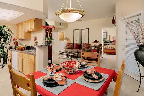 Atria Park of Sierra Pointe, photo 4 of 36