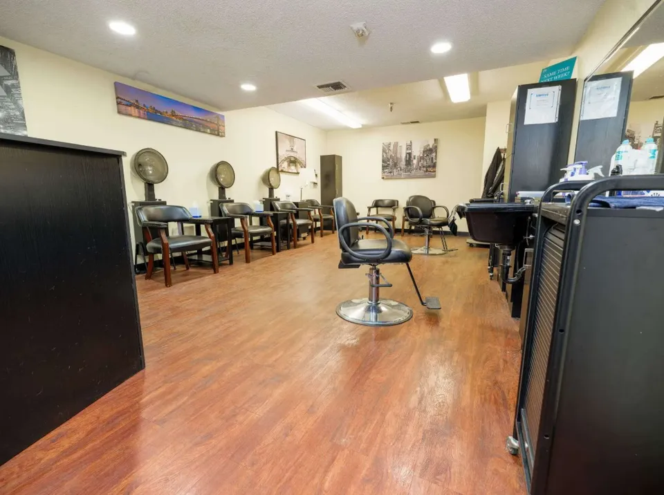 Sherwood Village Assisted Living & Memory Care, photo 6 of 38