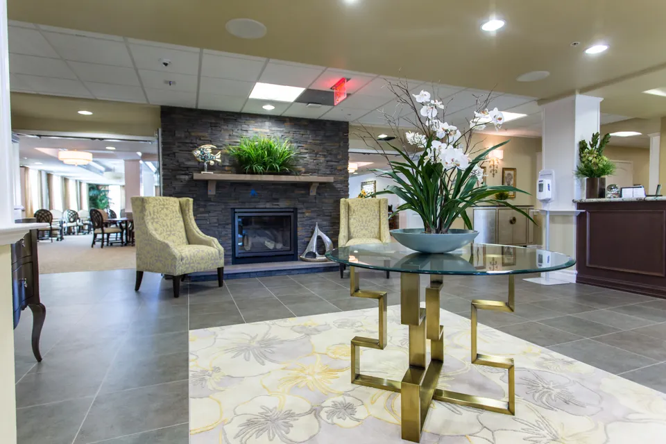 Gardens at Ocotillo Senior Living, photo 17 of 18